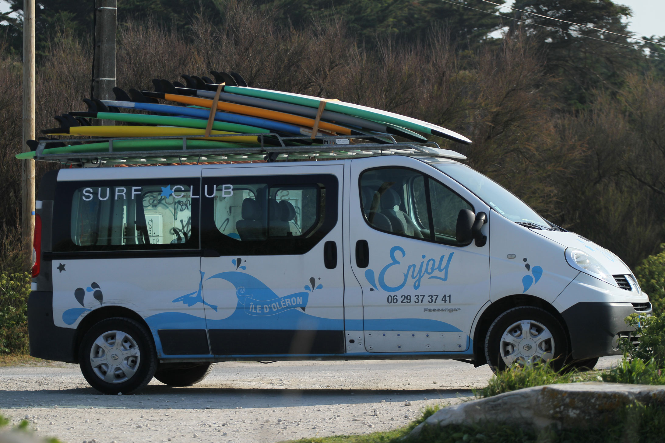 enjoy ecole surf oléron - camion