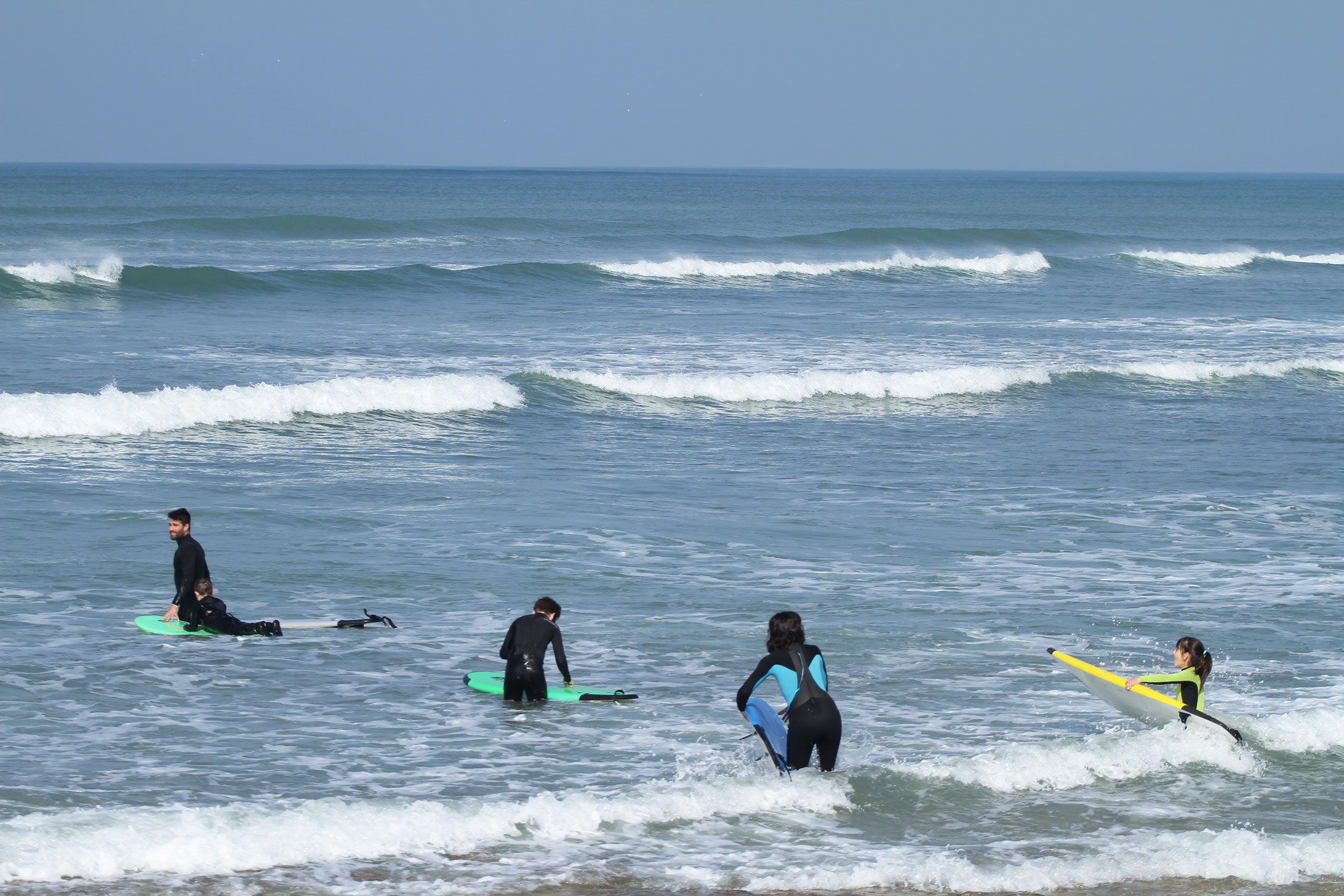 enjoy ecole surf oléron - mise a l eau